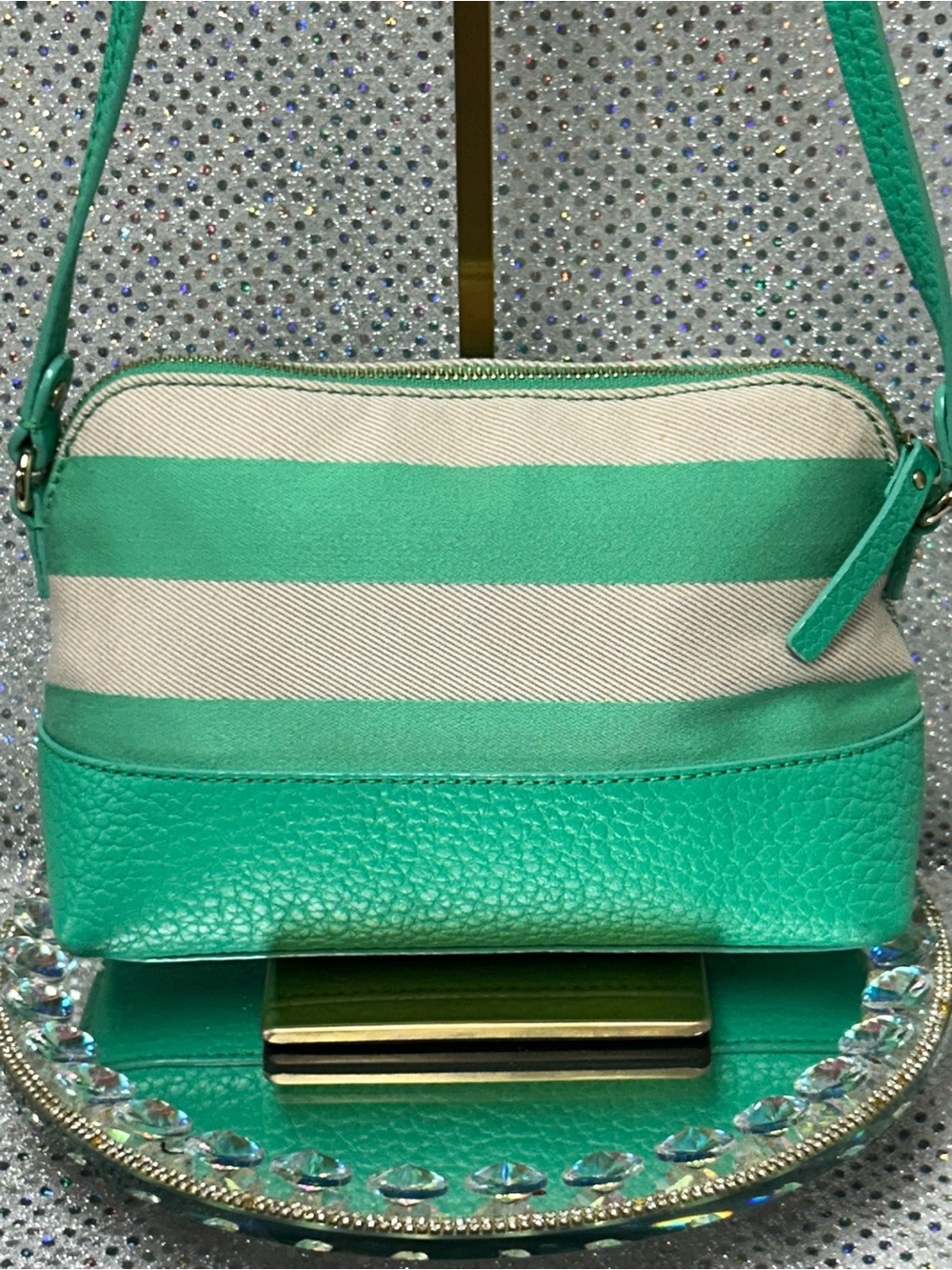 kate spade Storybook Lining Teal and Cream Stripe Crossbody Approx. 10 x 6.5 x 3 - Picture 3 of 17